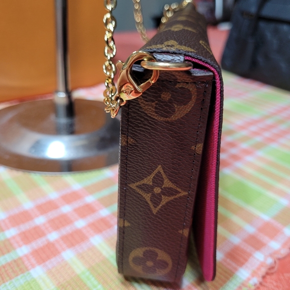 Louis Vuitton Felicie Christmas Vivienne Hollywood Limited Edition Brand New - Picture 5 of 15